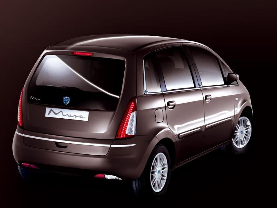  Lancia Musa 2007 года  (фото 83 из 86)